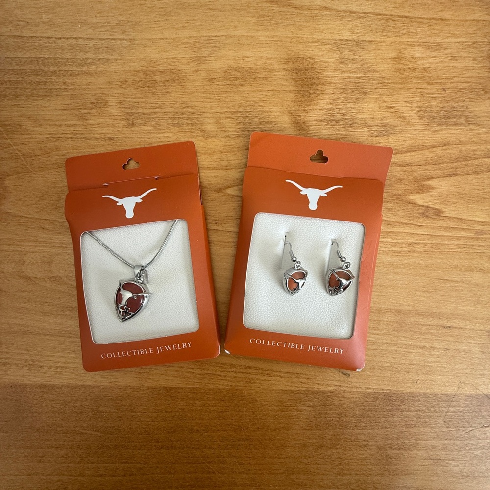 University of Texas Longhorns - Necklace and Earrings Set - NWT